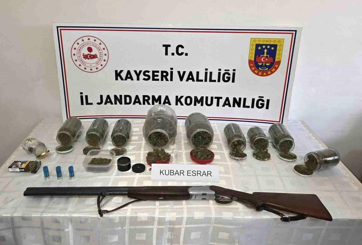 Kayseri'de 915 gram uyuşturucu madde ele geçirildi