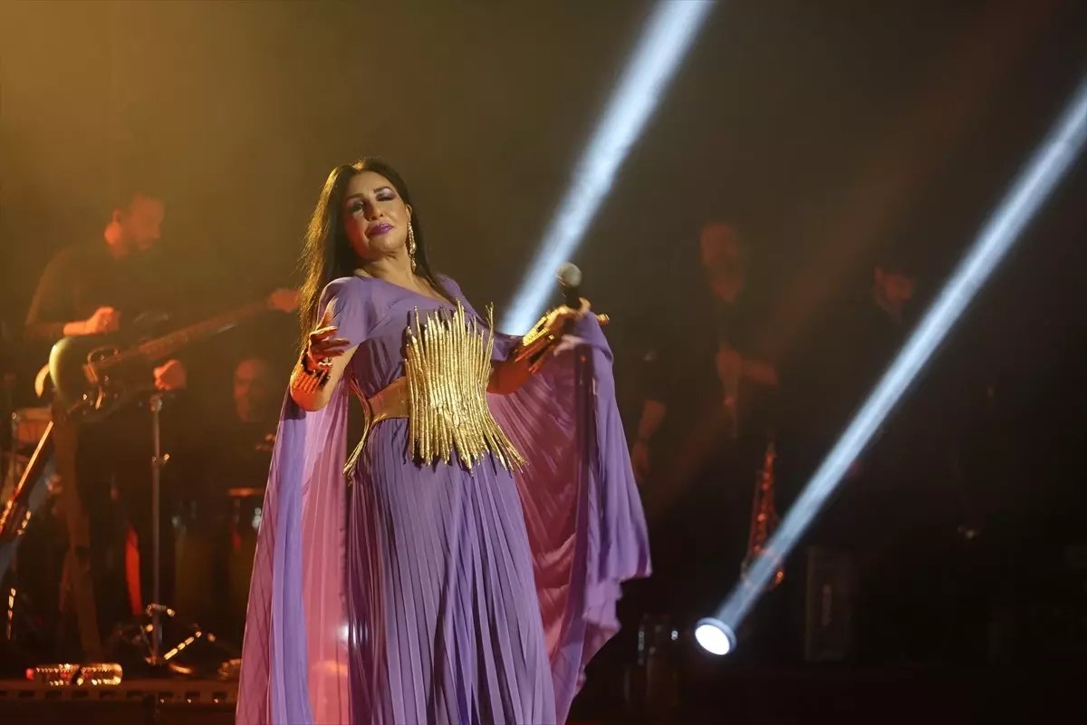 Nükhet Duru'dan, Aydın'da 8 Mart Dünya Kadınlar Günü konseri