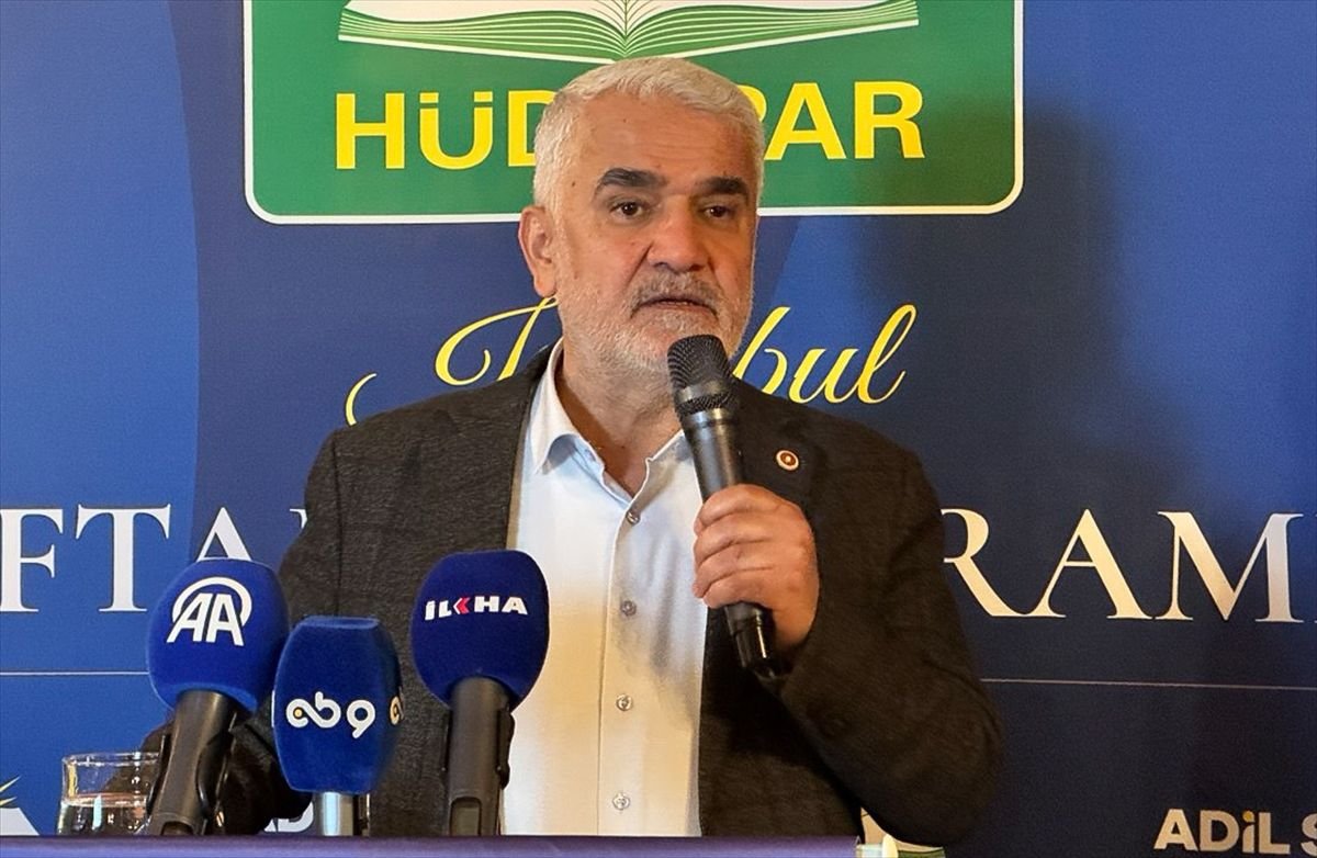 HÜDA PAR Genel Başkanı Yapıcıoğlu, İstanbul'da iftar programına katıldı Açıklaması