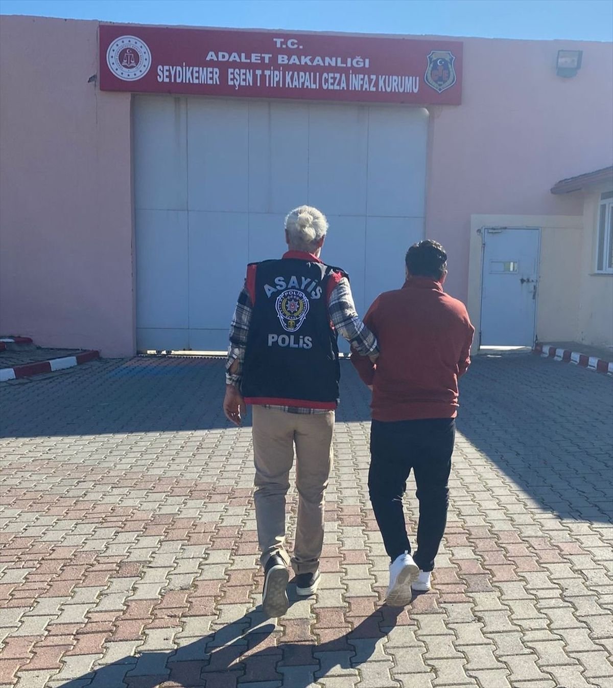 Muğla'da 19 yıl 16 ay kesinleşmiş hapis cezası bulunan hükümlü yakalandı