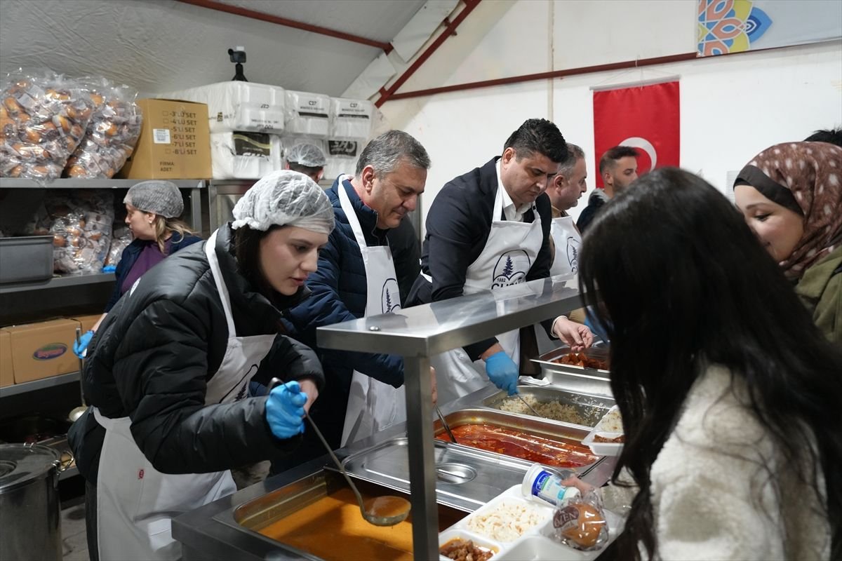 Çubuk'ta engelli bireyler ve aileleri için iftar programı düzenlendi