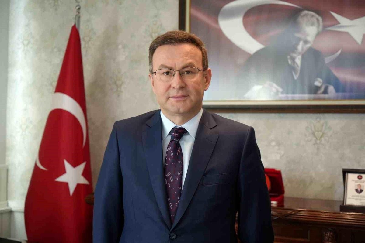 Cumhurbaşkanı Erdoğan'dan ödül alan Kaymakam Demirelli: "İdareci mazeret üretmez, imkansızlıklar içinde başarır"