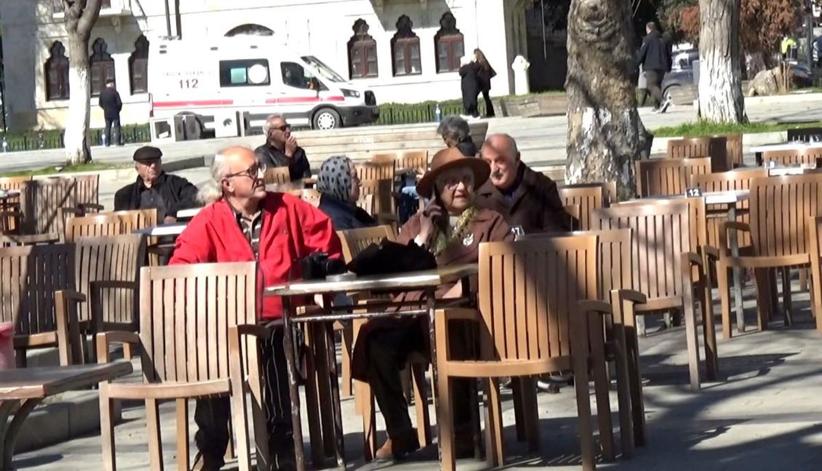 Gençler kaçıyor, emekliler yerleşiyor: Sinop'ta çalışan sayısı, emeklilerin gerisinde kaldı