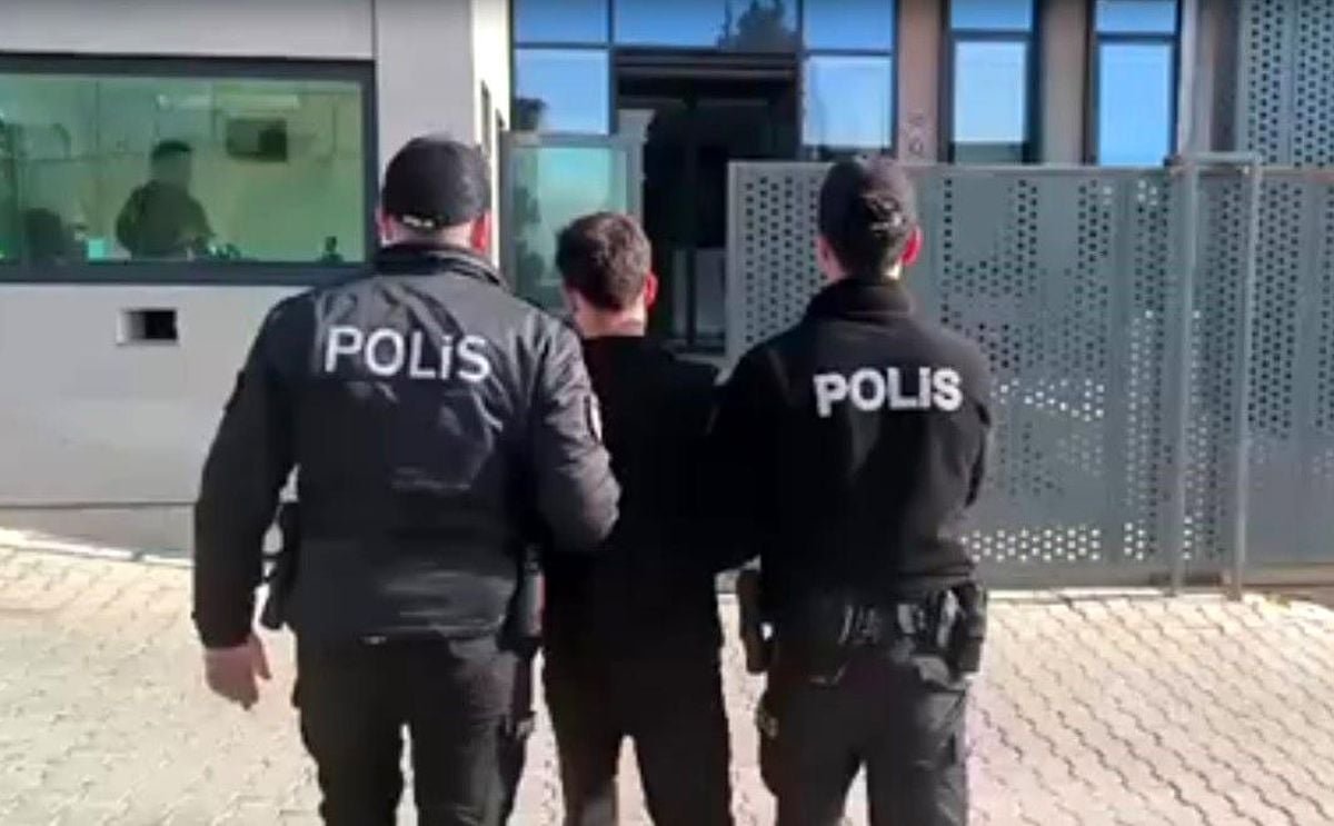 İzmir'de 47 yıl ve 33 yıl hapis cezasıyla aranan iki firari yakalandı