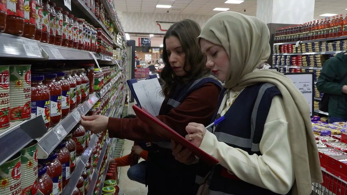 Ankara'da Ramazan Bayramı öncesi market denetimleri sürüyor