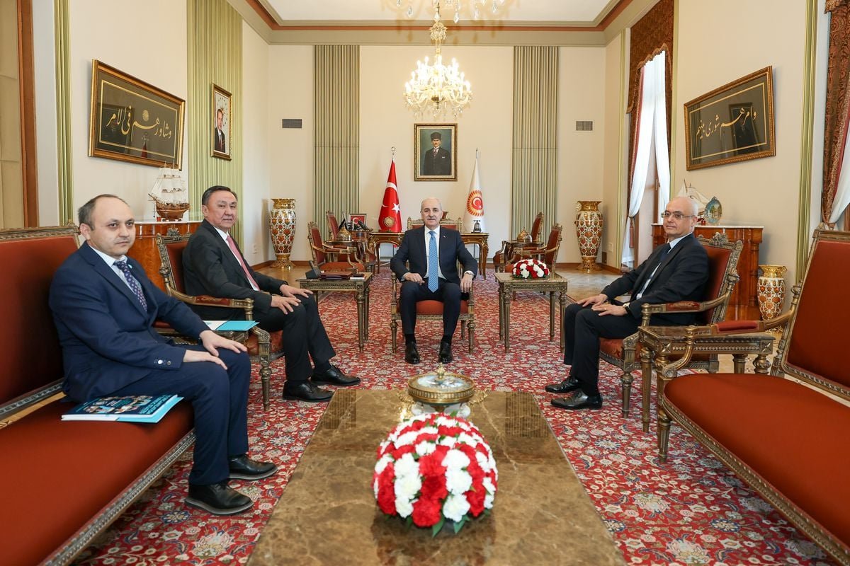 Kurtulmuş, TDT Genel Sekreteri Omuraliev'i kabul etti