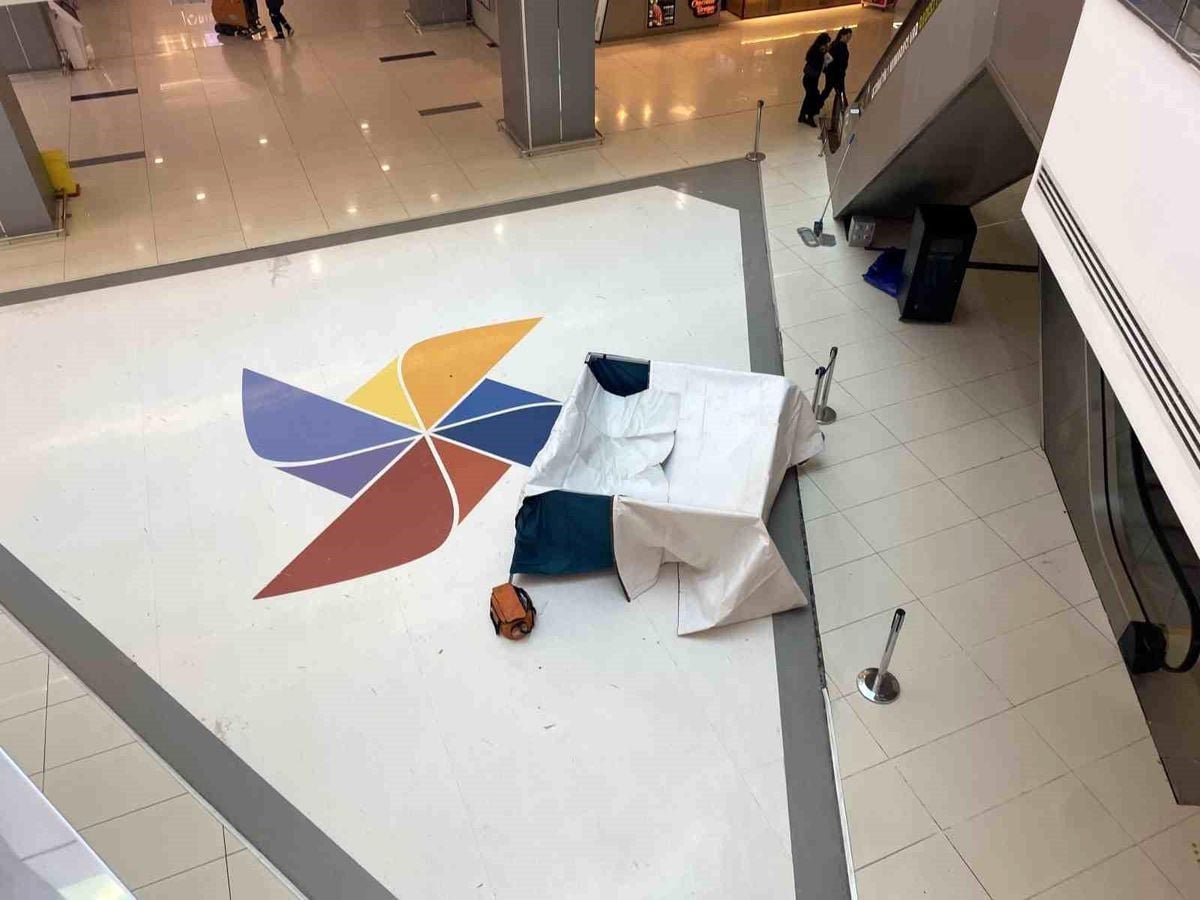 Bursa'da AVM'de esrarengiz ölüm