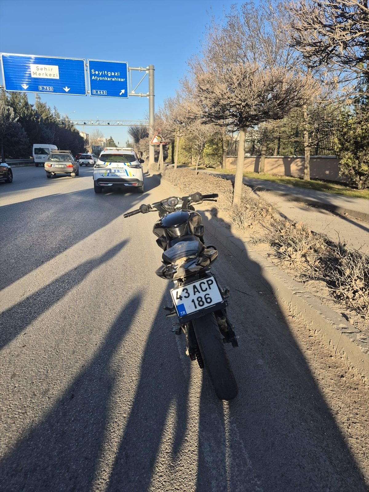 Eskişehir'de kaza yapan ehliyetsiz motosiklet sürücüsüne 200 bin lira ceza