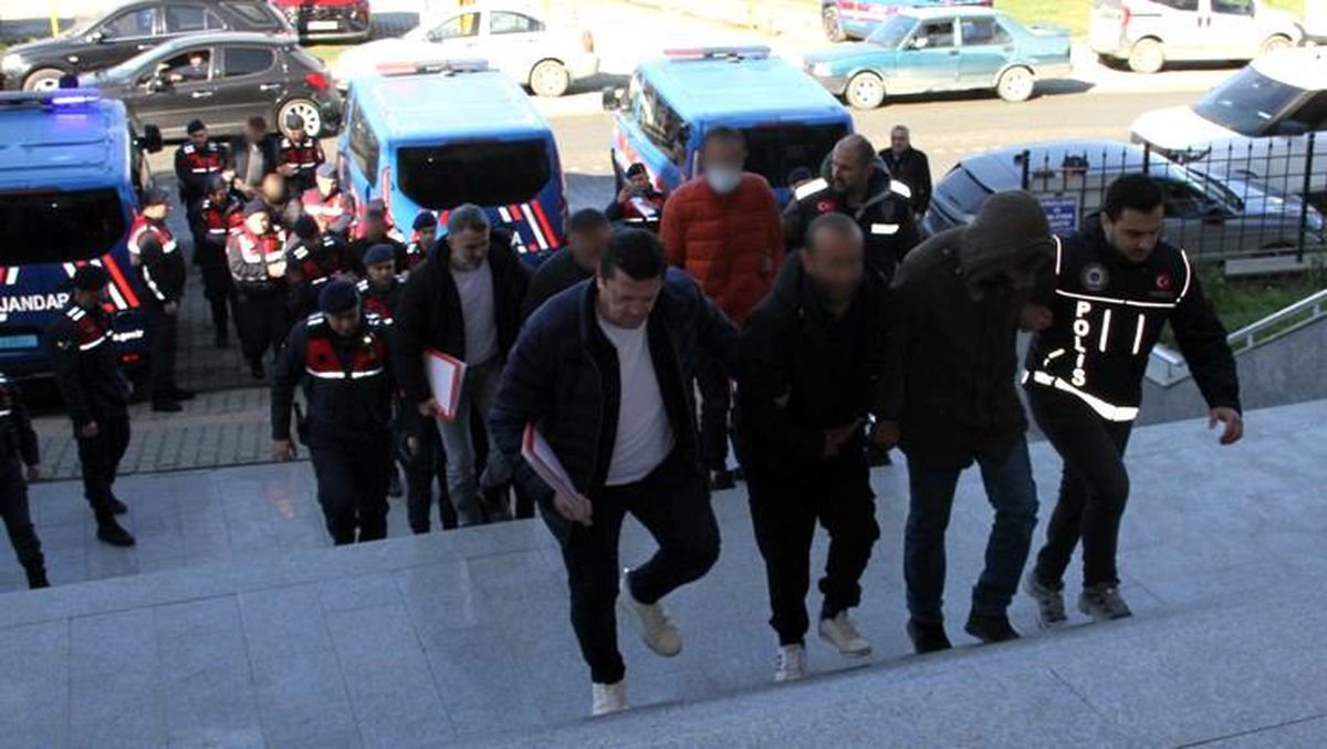 Samsun'da uyuşturucu operasyonu: 15 şüpheli adliyede