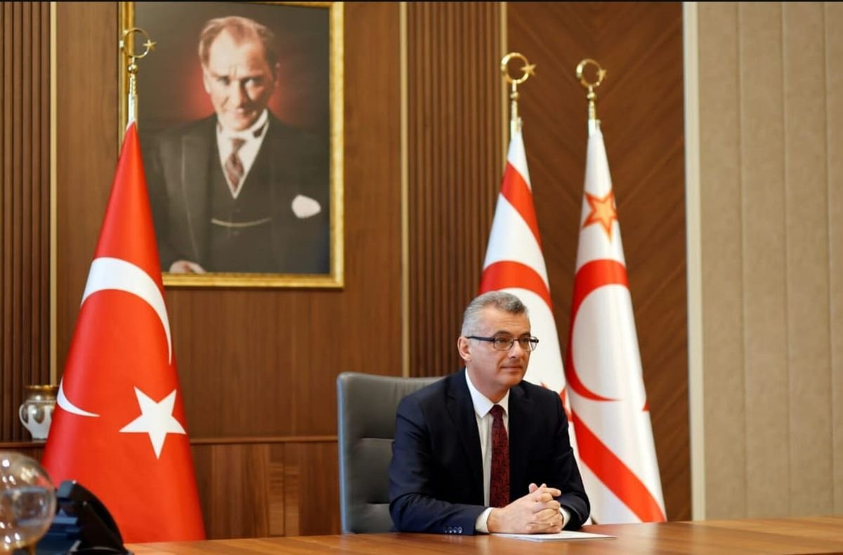 Erhürman: Deniz altından kabloyla elektrik bağlantısı Kıbrıs-Türkiye-Yunanistan arasında olmalı