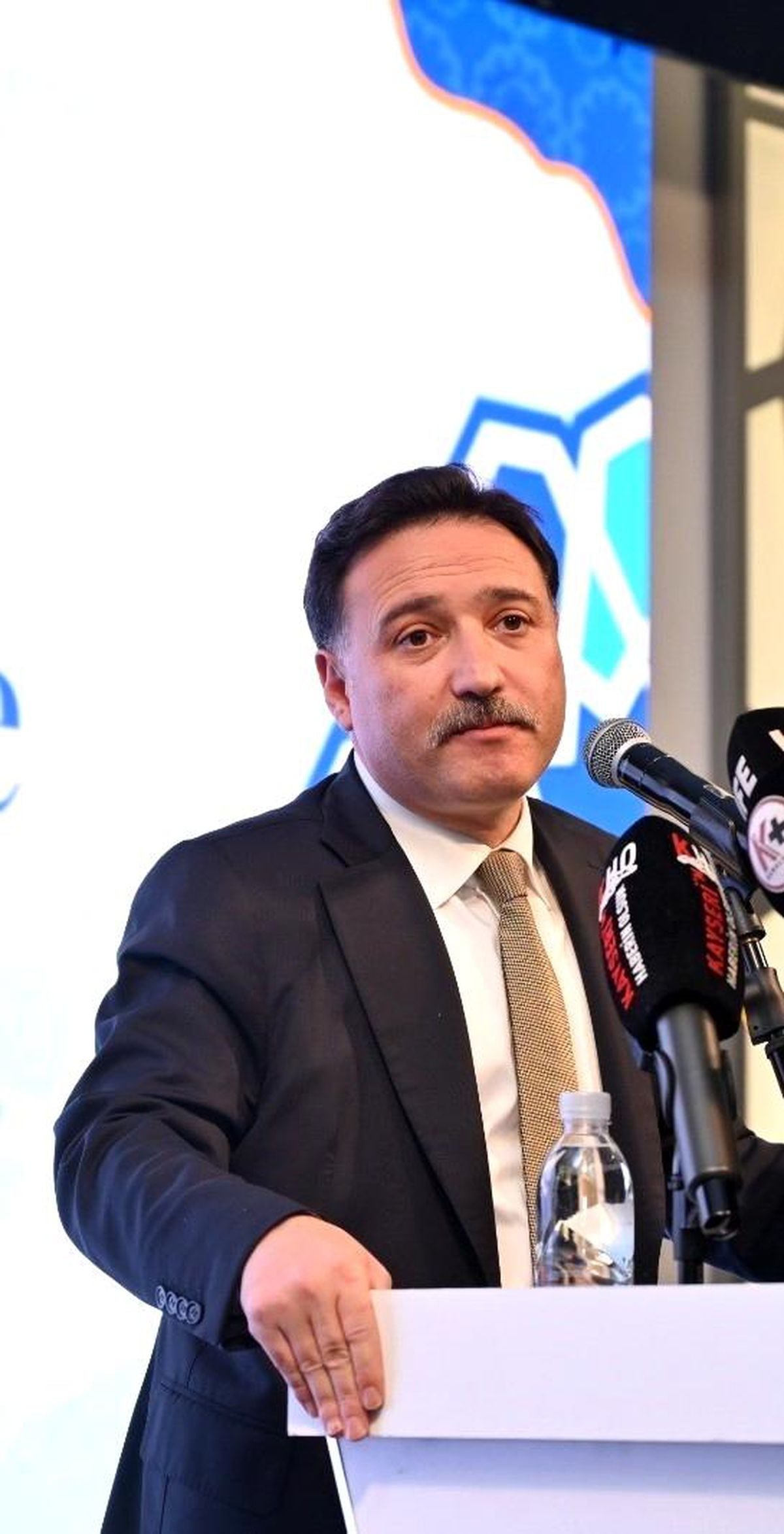 Vali Çiçek: "İstiklal Marşı'mızın kabul edilişinin 105'inci yıl dönümünü büyük bir gurur ve coşkuyla kutluyoruz"