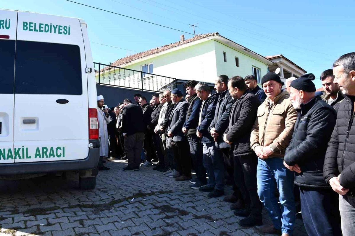 Tekirdağ'da öldürülen iki kardeş, Samsun'da defnedildi