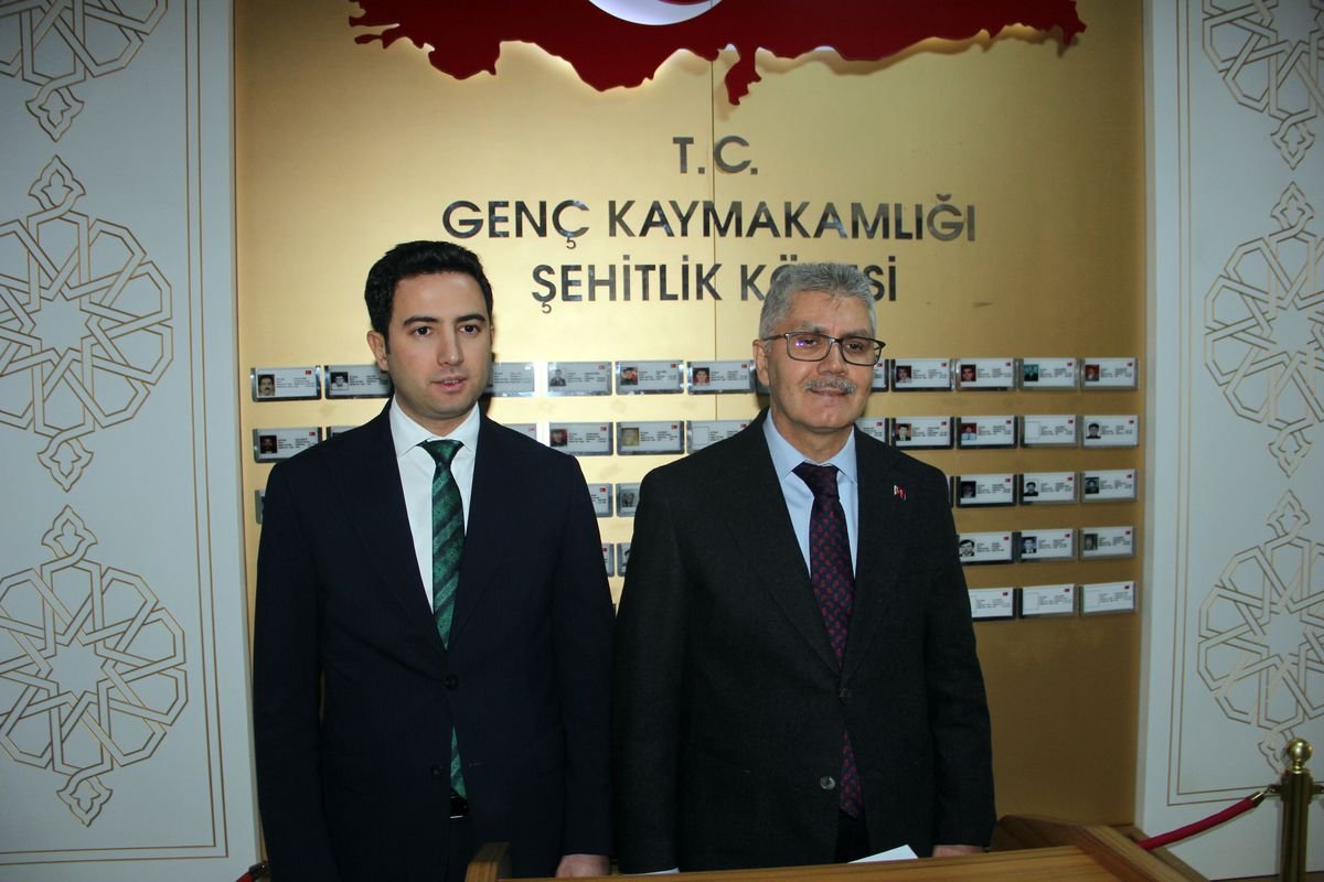 Bingöl Valisi Çelik, 20 yıl sonra görev yaptığı Genç ilçesini ziyaret etti