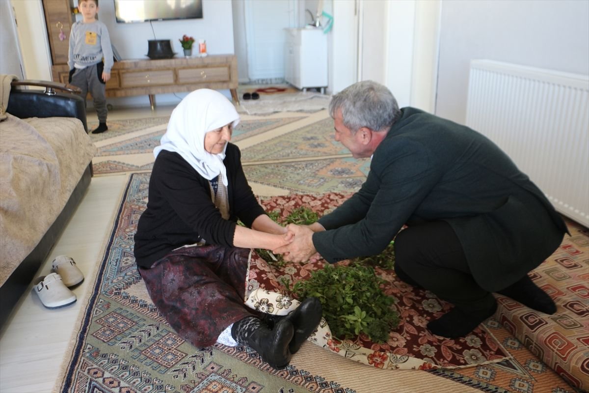 Yunak Belediye Başkanı Günaltay'dan mahalle ziyaretleri