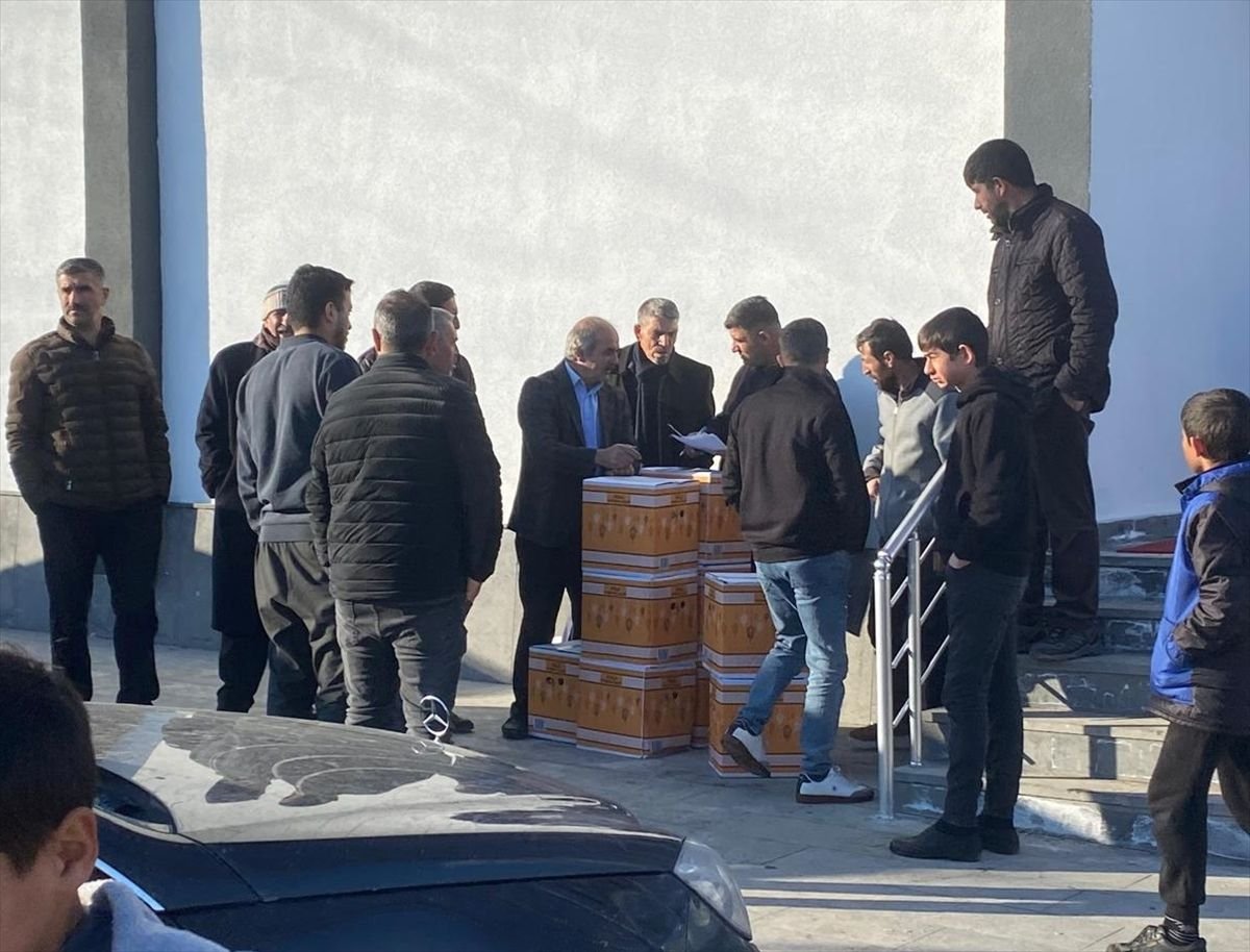 Aydınlar Belediyesi'nden ramazan yardımı