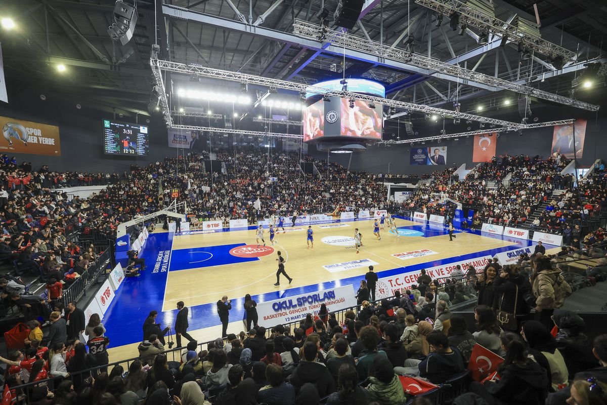 Okul Sporları Basketbol Gençler Türkiye Birinciliği finali İstanbul'da oynandı