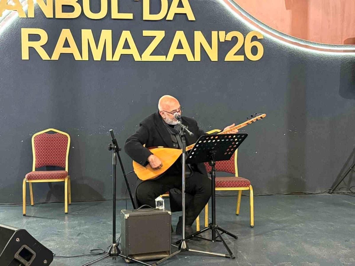 Endülüs geleneğini yaşatan İspanyol hacılar AK Parti İstanbul İl Başkanlığı'na geldi