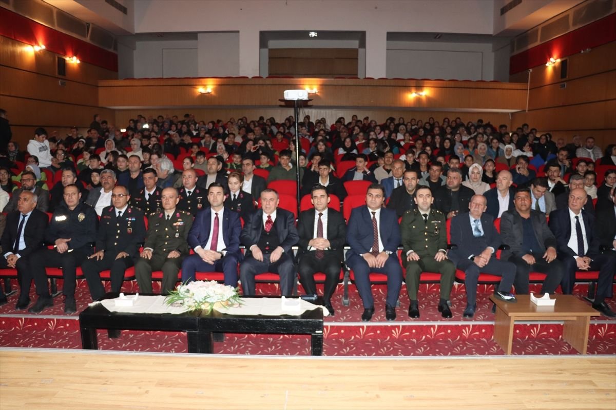 Midyat'ta İstiklal Marşı'nın Kabulü ve Mehmet Akif Ersoy'u Anma Günü programı düzenlendi