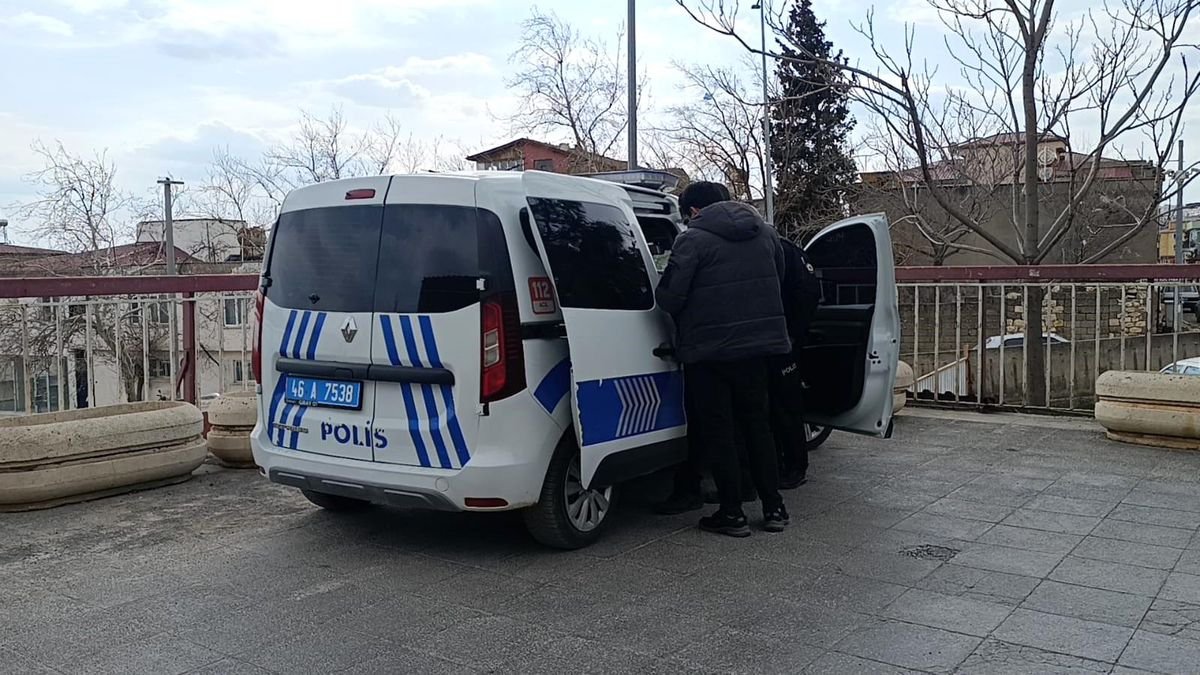 Kahramanmaraş'ta 'bir dal sigara' tartışması bıçaklı kavgaya dönüştü: 1 yaralı