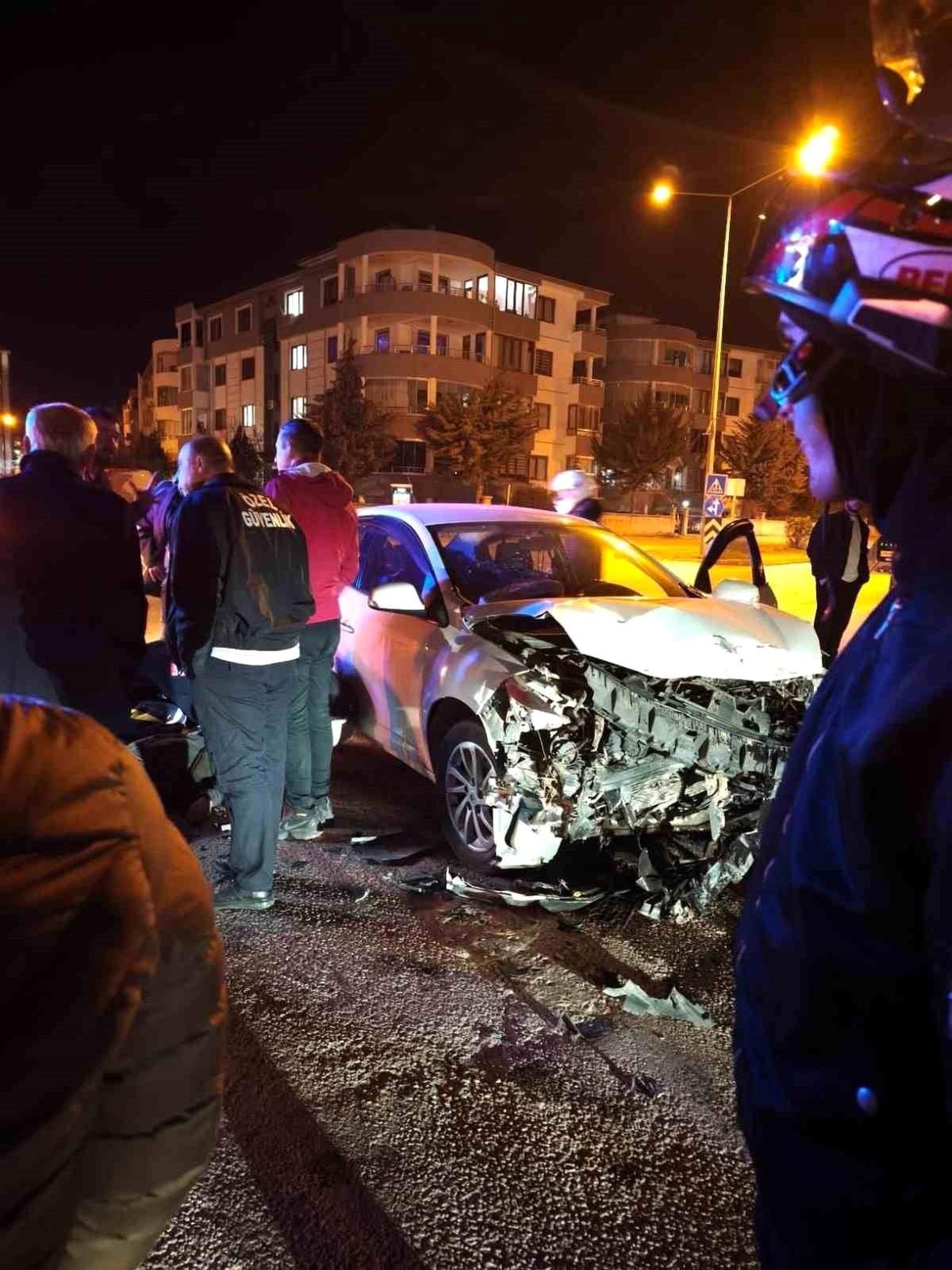 Elazığ'da trafik kazası: 2 yaralı