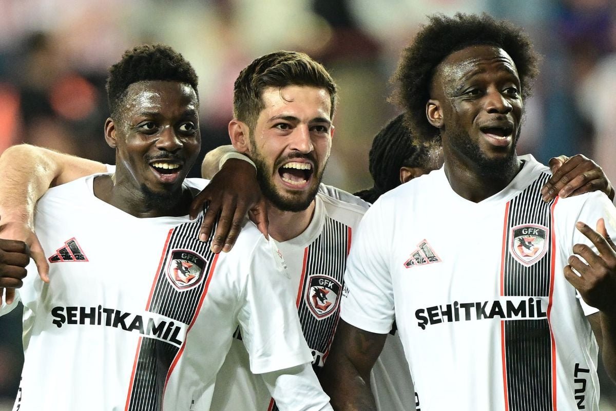 Gaziantep FK, Antalyaspor'a fena patladı