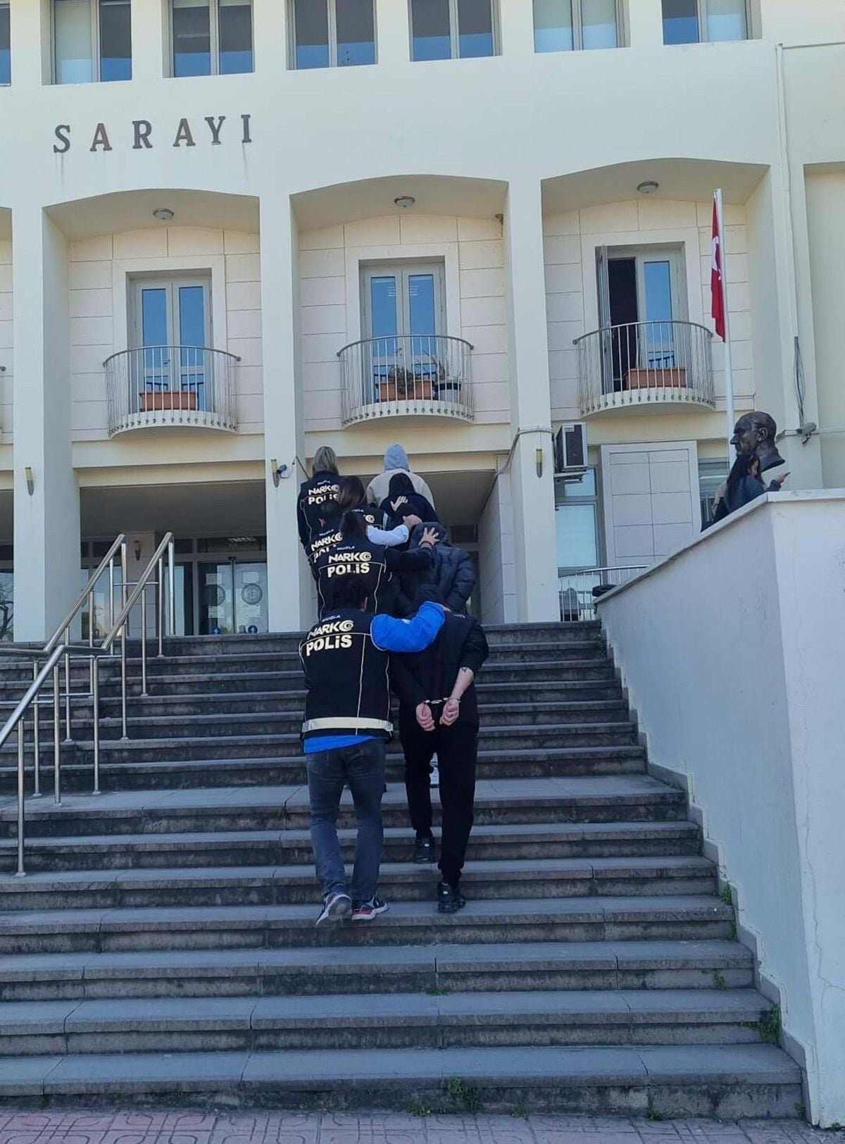 Bodrum'da uyuşturucu operasyonunda 3 tutuklama