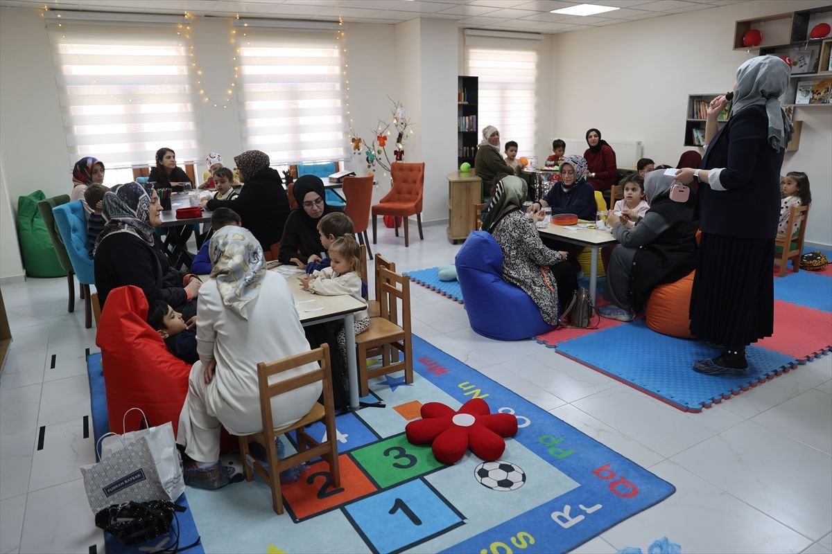 Nevşehir'de çocuklar ramazan coşkusunu anneleriyle yaşadı