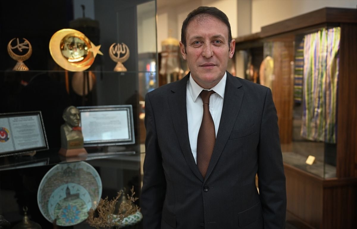 MHP'den "Devlet Bahçeli ve Türk Milliyetçiliği" kitabı