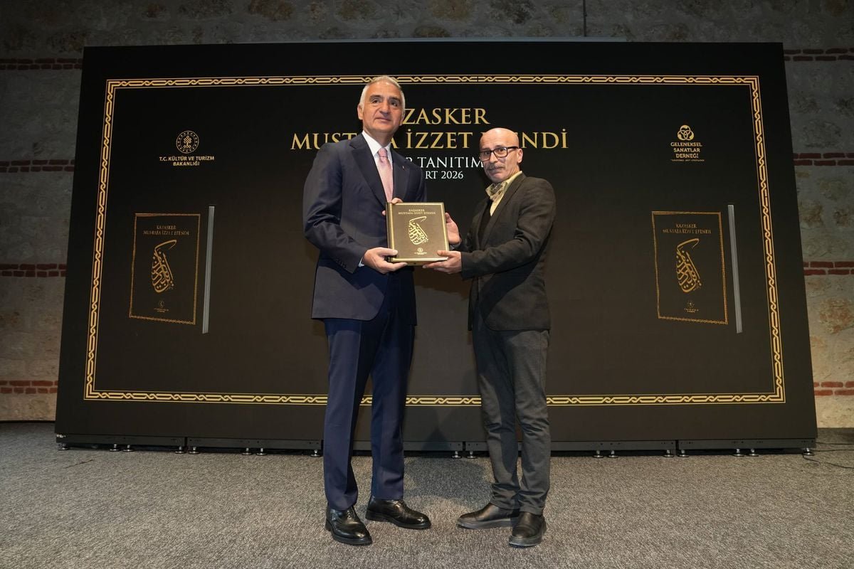 Bakan Ersoy 'Kazasker Mustafa Efendi' kitabının lasmanında katıldı