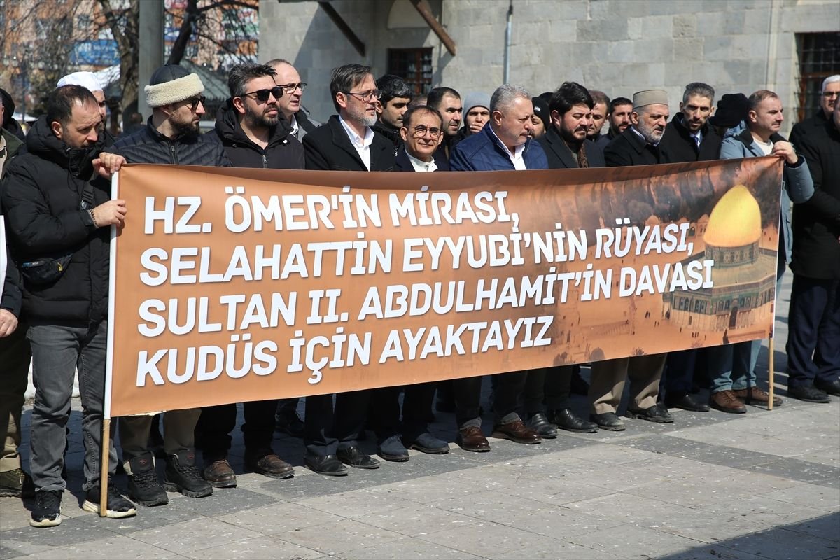 Erzurum'daki STK'ler Gazze'ye destek için toplandı