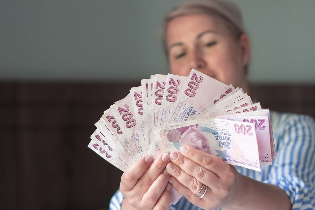 Emeklinin dört gözle beklediği gün geldi