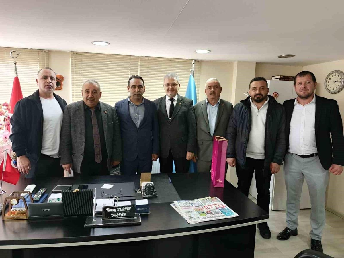 Şoförler Odası'nda yoğun plaka mesaisi