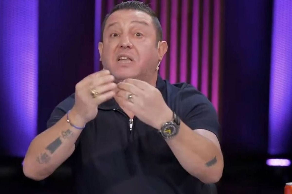 Nihat Kahveci'den sert sözler: Topu havalimanına vurdu, çöp kadar kötülerdi