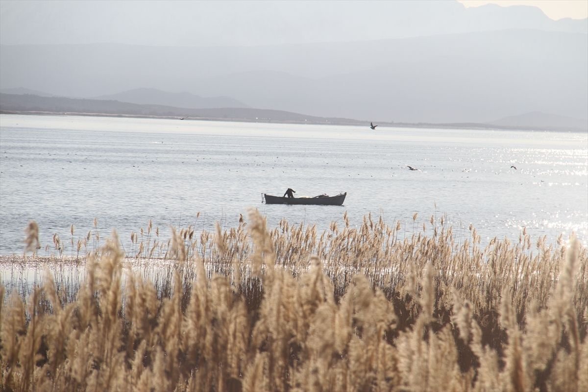 Beyşehir Gölü'nde av yasağı başlıyor