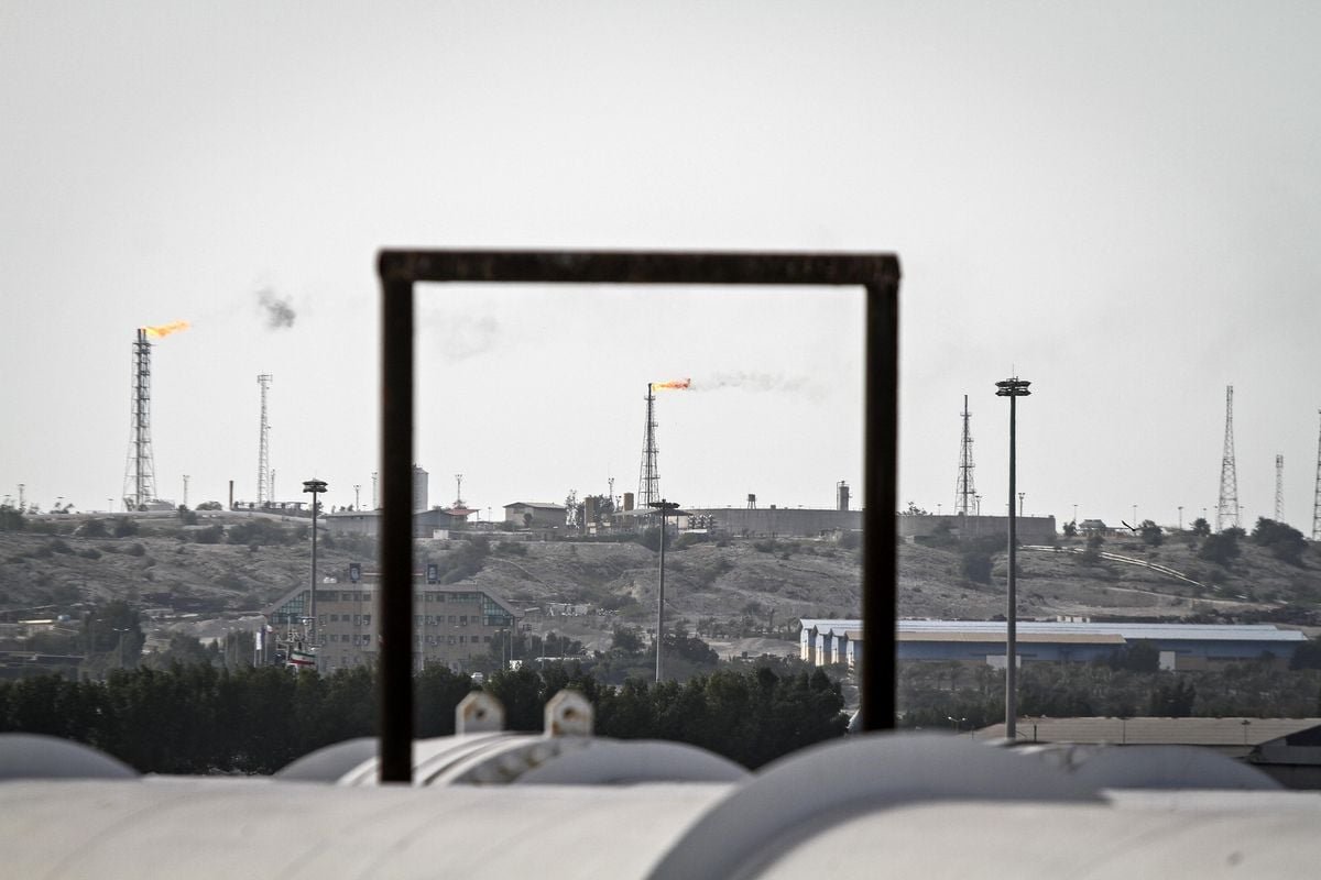 Trump: İran'ın Hark Adası'na Hava Saldırıları Düzenledik