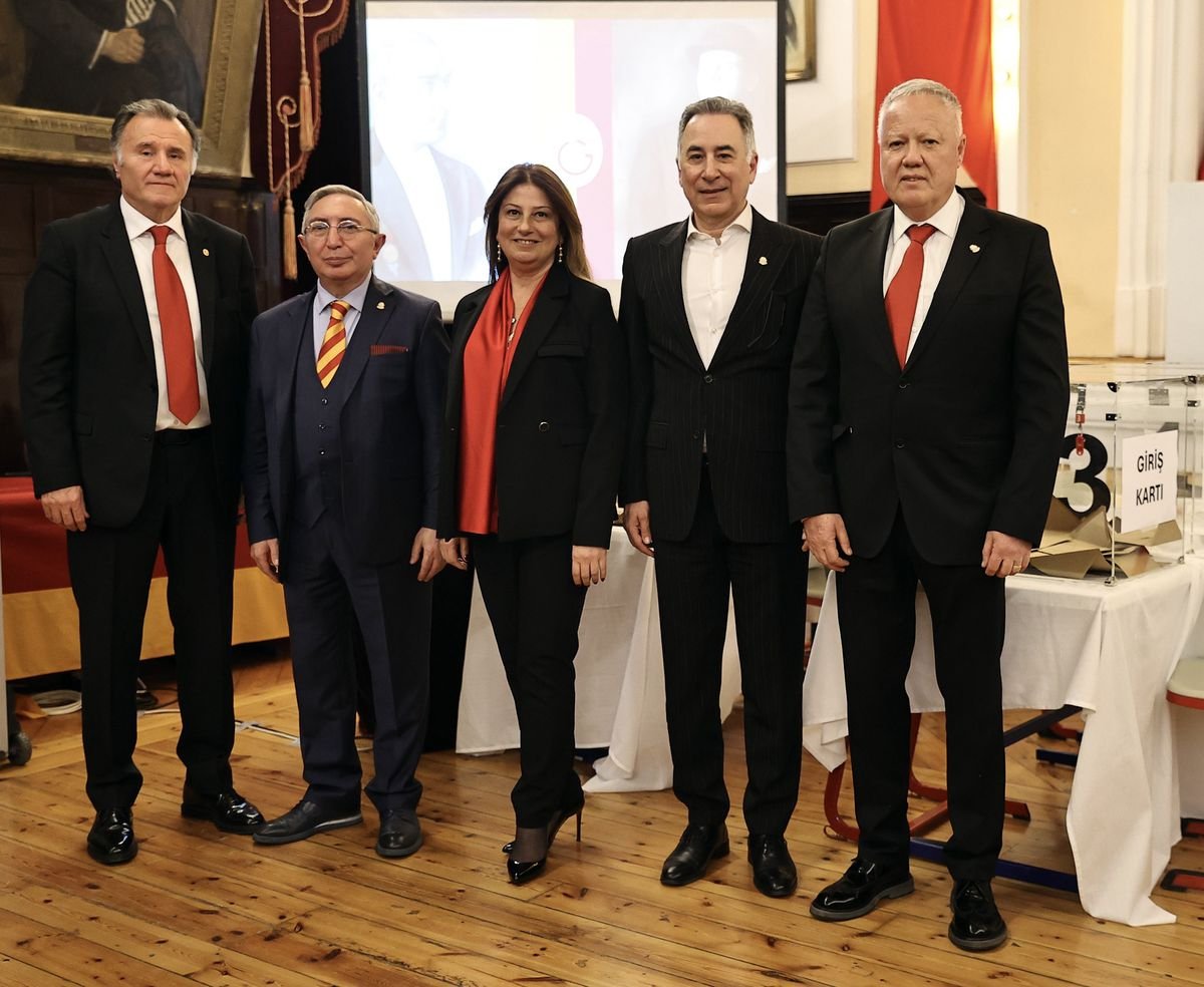 Galatasaray Spor Kulübü Divan Kurulu Başkanlık Seçiminde Aykutalp Derkan Yeniden Başkan Seçildi