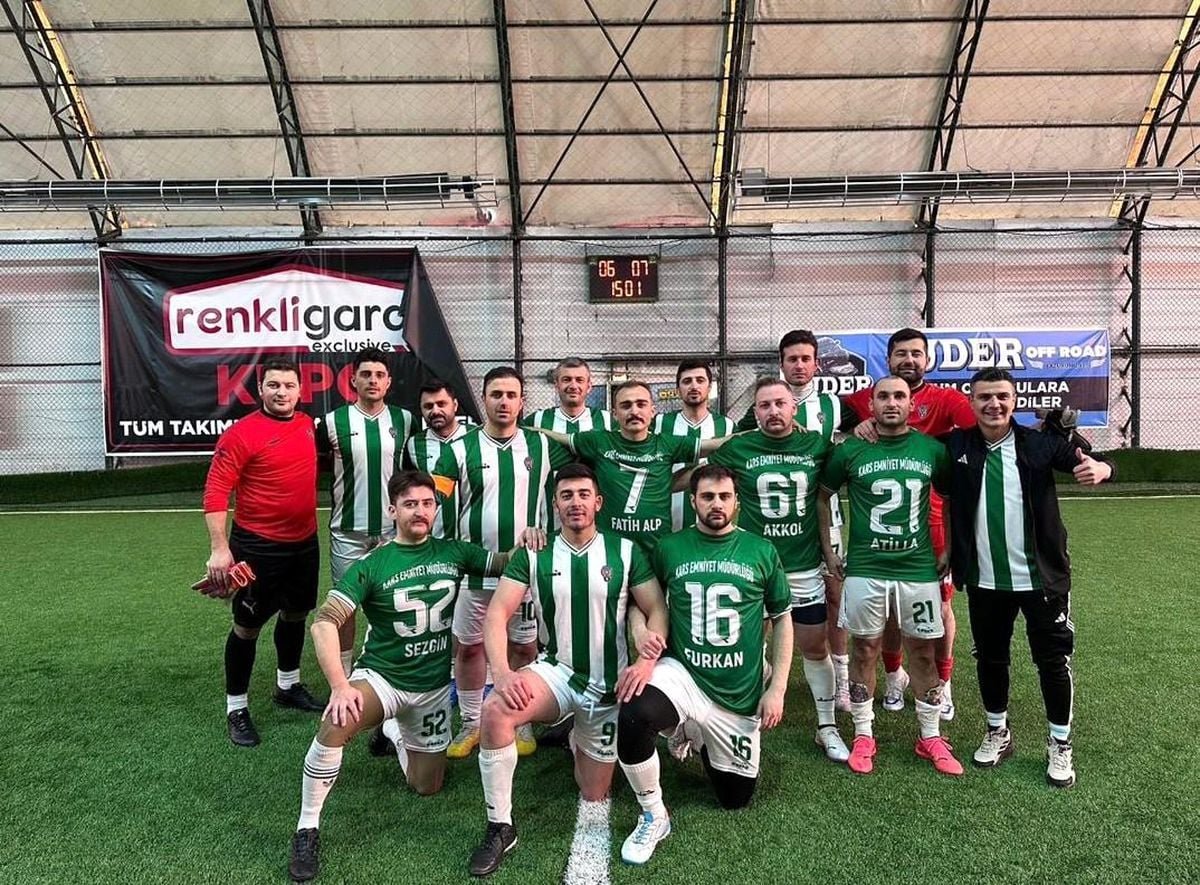 Kars Emniyet Futbol takımı Doğu Anadolu Şampiyonu oldu