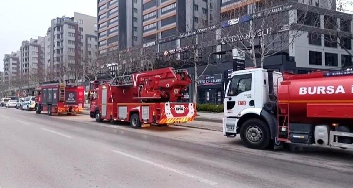 Önce bir şubeyi sonra diğerini yaktı: Bursa'da kundakçı yakalandı