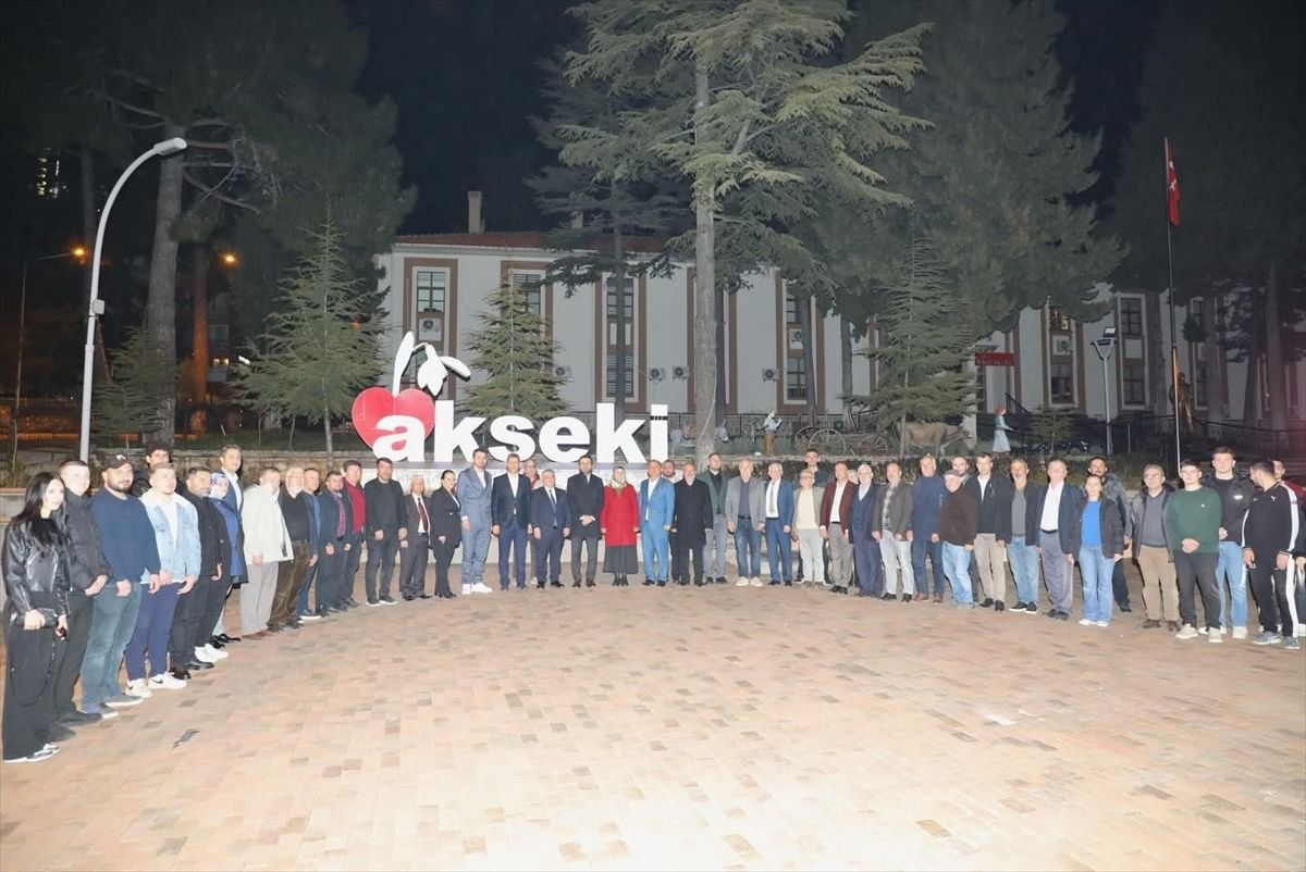 AK Parti Akseki İlçe Teşkilatından iftar programı