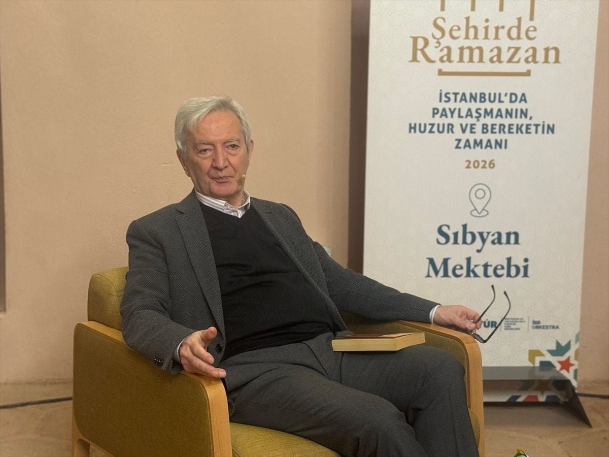 Yazar Beşir Ayvazoğlu, İstanbul'daki ramazan akşamlarının manevi ve kültürel hikayesini anlattı Açıklaması
