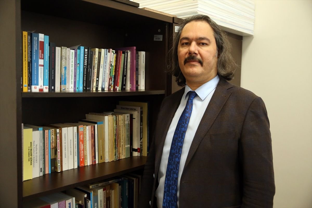 Uzmanından yapay zeka gerçeklik algısını değiştiriyor uyarısı