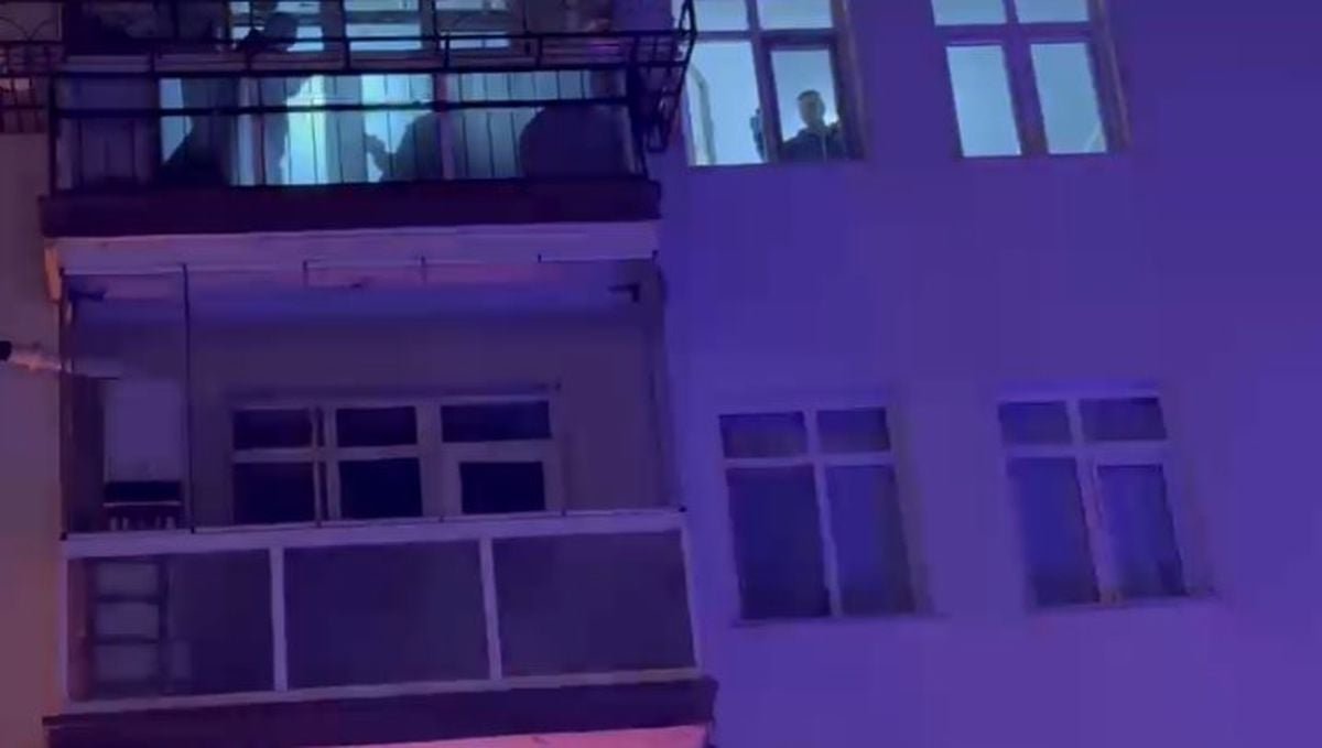 Alzheimer hastası yaşlı adam apartmanın 3. katından düşerek hayatını kaybetti