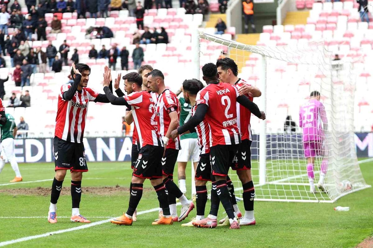 Trendyol 1. Lig: Özbelsan Sivasspor: 1 Ümraniyespor: 0