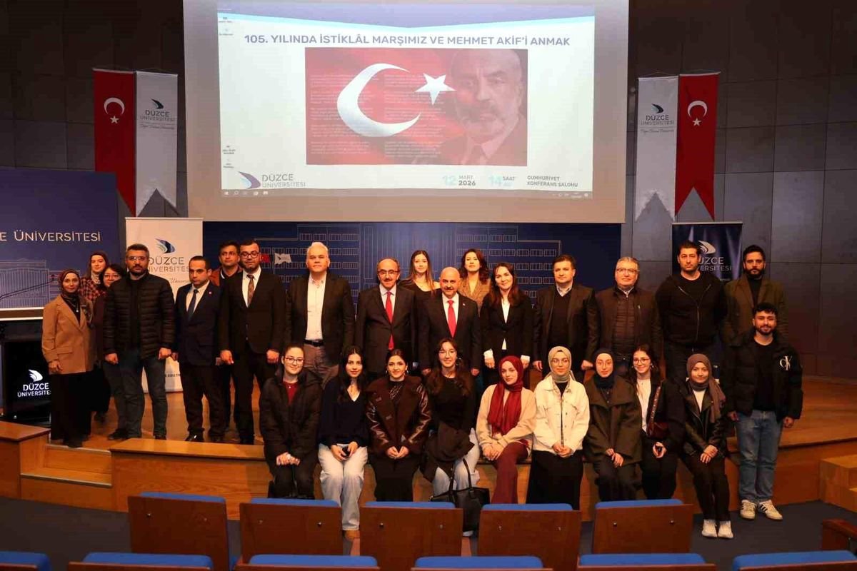 İstiklal Marşı'nın kabulünün 105. yılında Mehmet Akif paneli düzenlendi