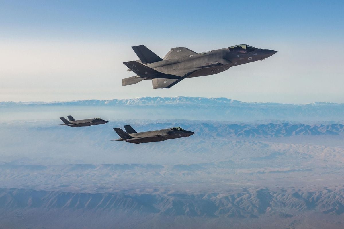 İsrail'in F-35I uçakları İran'a doğru yola çıktı