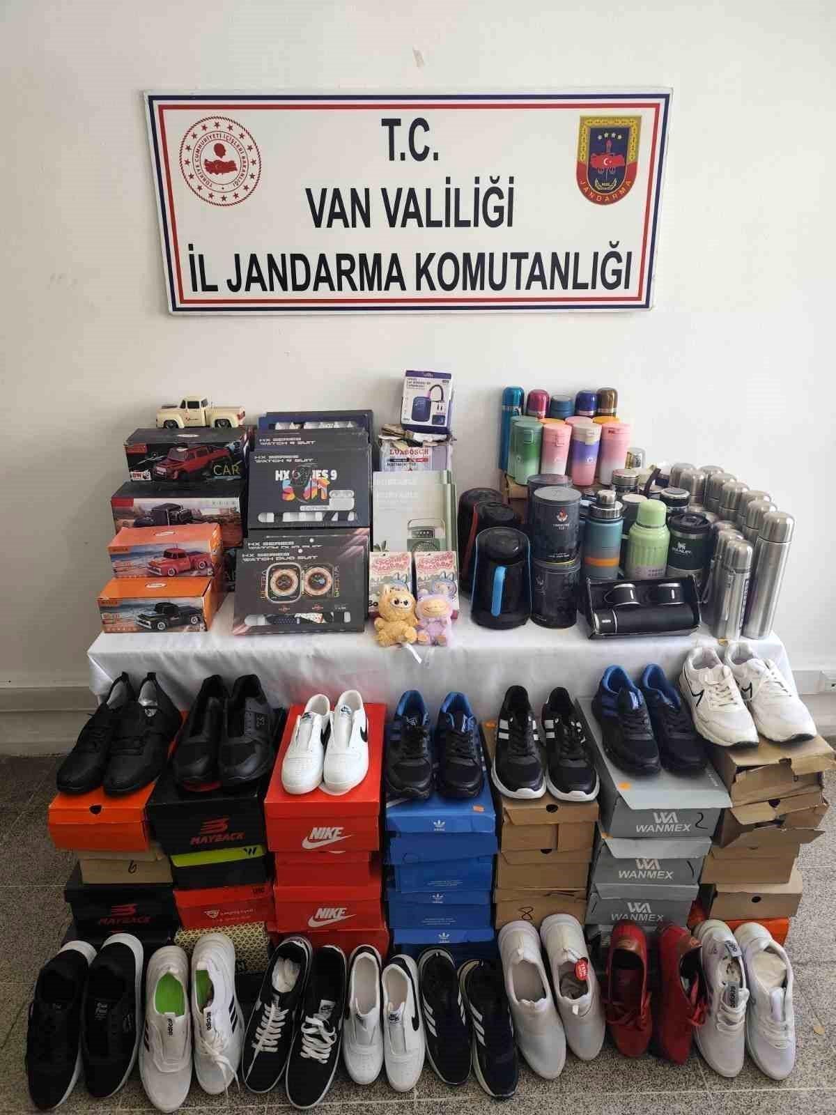Van'da 209 parça kaçak eşya ele geçirildi
