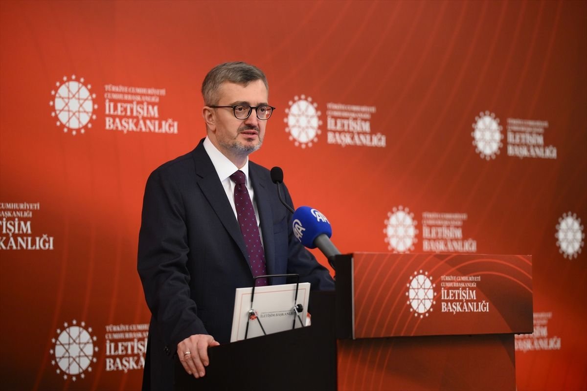 İletişim Başkanı Duran, basın mensuplarıyla iftarda bir araya geldi Açıklaması