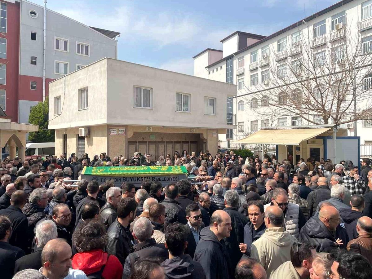 ADÜ'nün duayen hekimi Prof. Dr. Bolaman son yolculuğuna uğurlandı