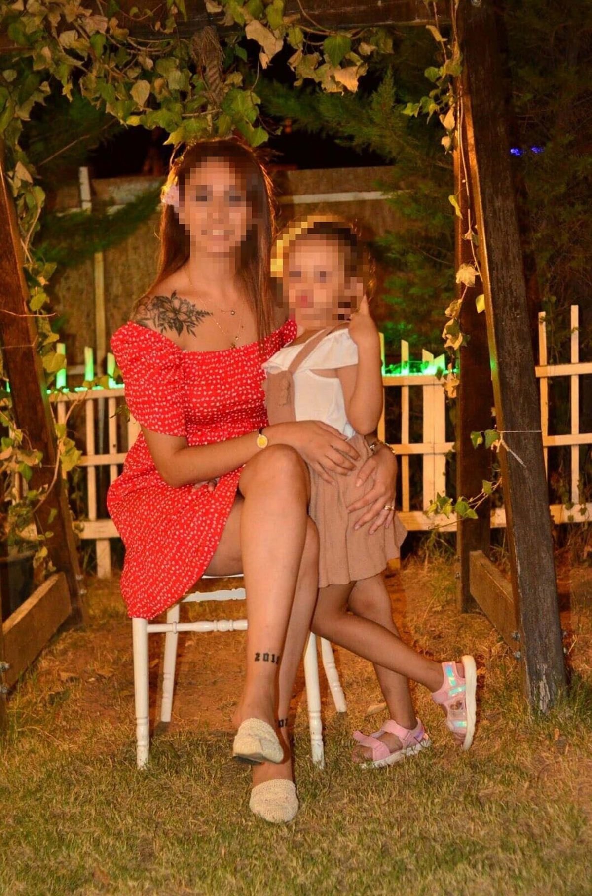 İzmir'de balkondan düşen kadını aşağı ittiği iddia edilen eşi ve arkadaşı yakalandı