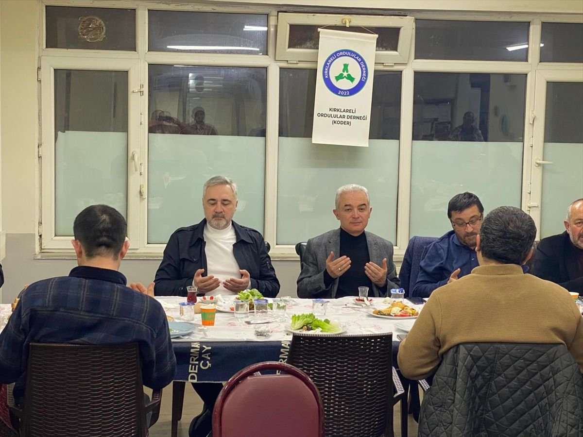 Kırklareli Valisi Turan, sahur programına katıldı